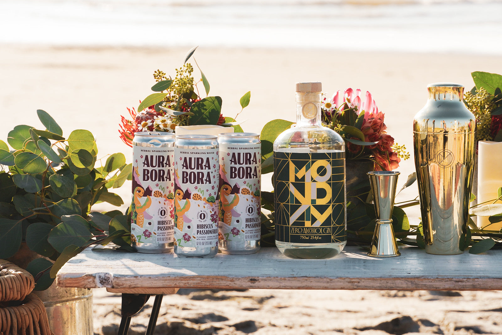 Monday Non-Alcoholic Gin on the beach